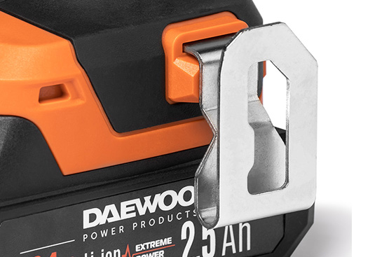 Обеспечивает надежное крепление на поясе