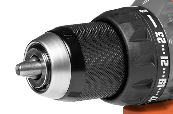 Обеспечивает надежный захват аксессуаров и высокую скорость замены инструмента